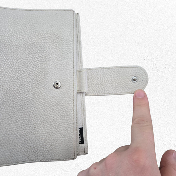 Moterm Ivory Personal 6-Ring Leather Planner Organizer Binder Planner Binder - Picture 3 of 10